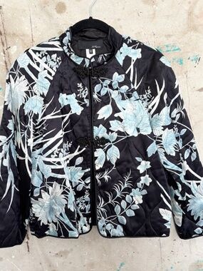 Les Copains Silk Floral Quilted Asian Style Tang Jacket